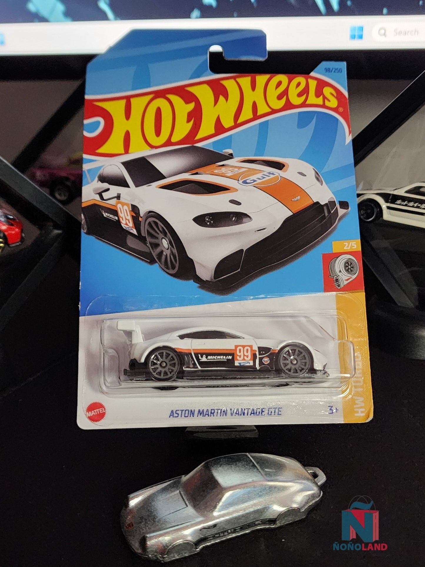 HotWheels Aston Martin Vantage GTE - ÑoñolandCR